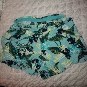 Patagonia baggie shorts